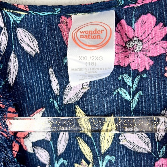 WONDER NATION | 💐 Floral Print Fringe Hem Cardigan Style Shrug - Picture 4 of 5